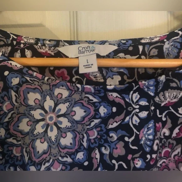 Croft and Barrow 3/4 Sleeve Top Blue Pink Black Size L - Picture 5 of 6